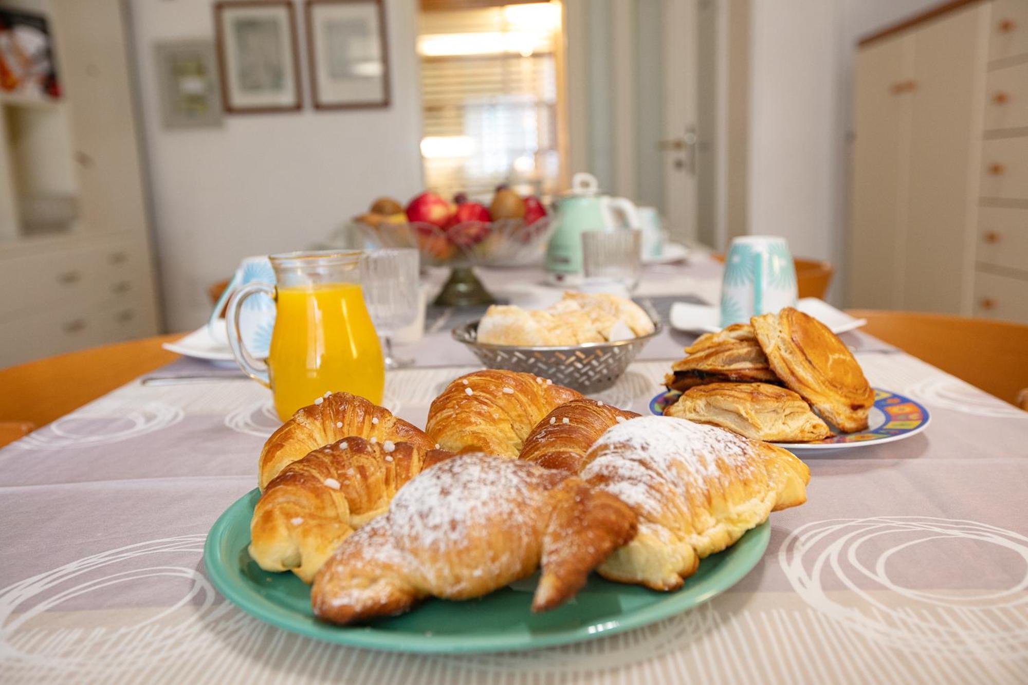 Bed and Breakfast Giardini E Mare à Quartu SantʼElena Extérieur photo